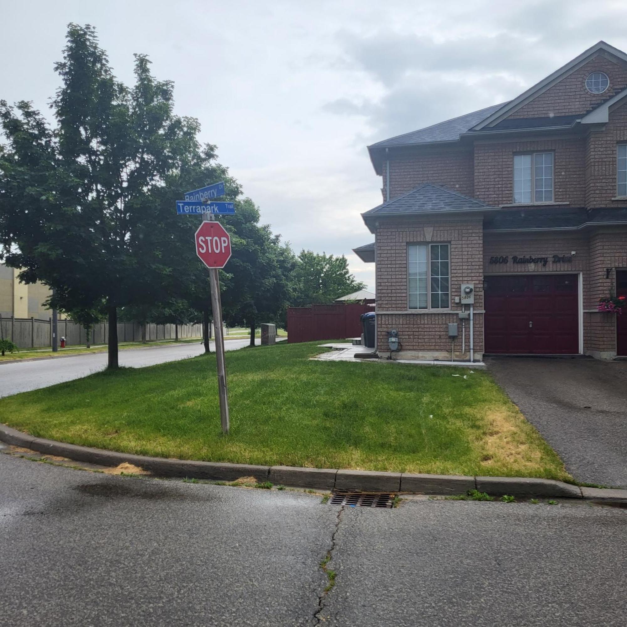 4 Bedrooms 4 Baths Complete Home In Churchill Meadows, Mississauga Exterior photo