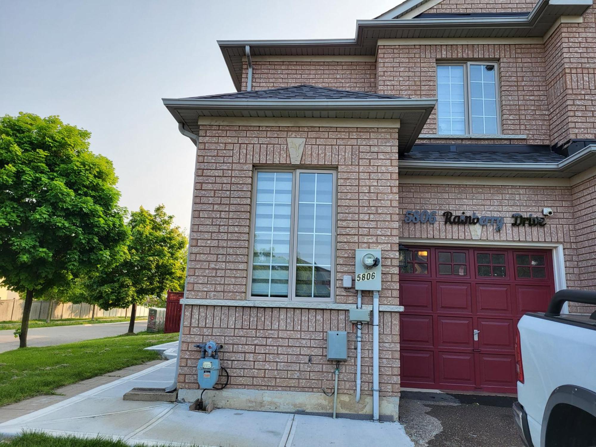 4 Bedrooms 4 Baths Complete Home In Churchill Meadows, Mississauga Exterior photo