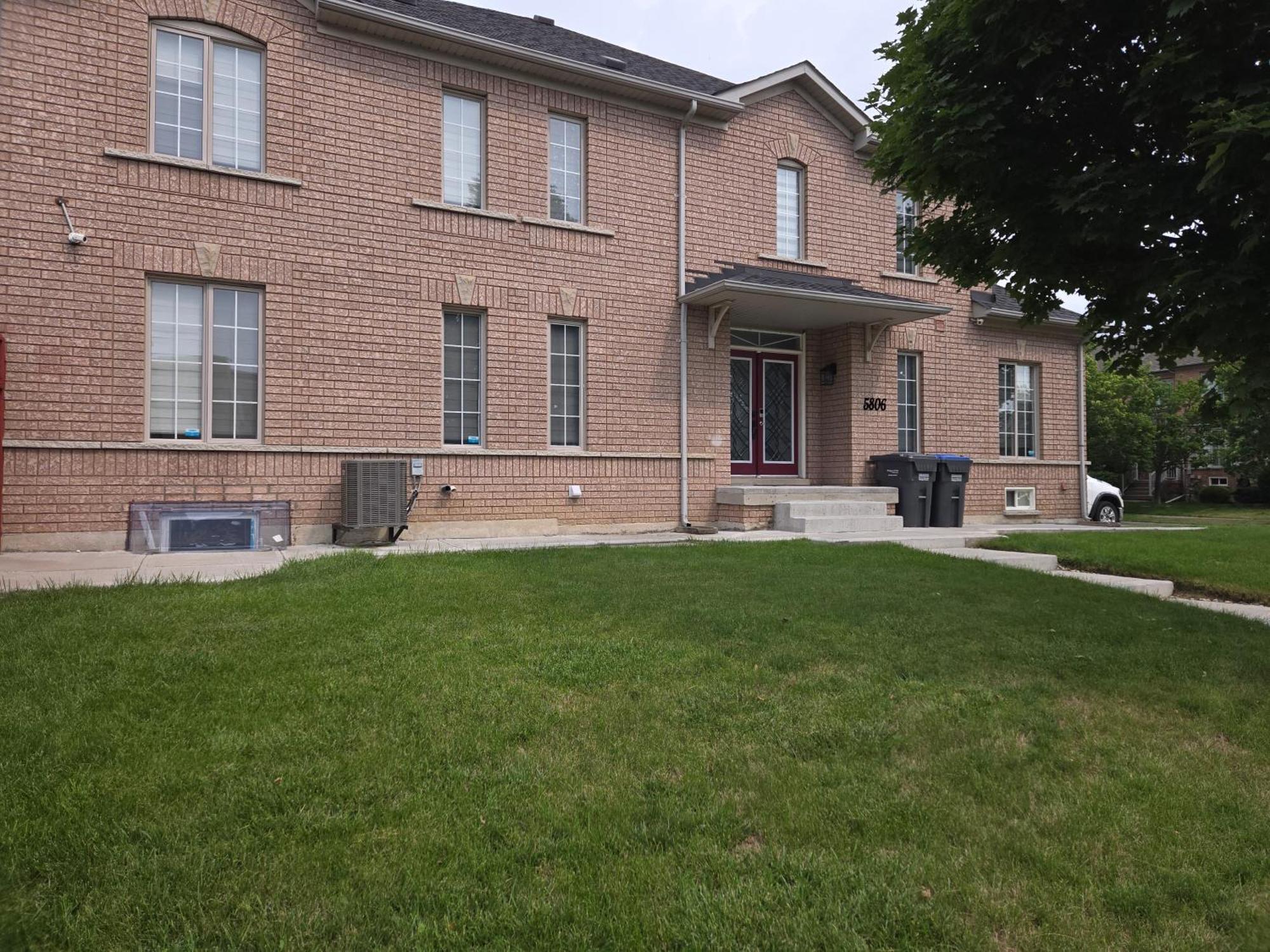 4 Bedrooms 4 Baths Complete Home In Churchill Meadows, Mississauga Exterior photo